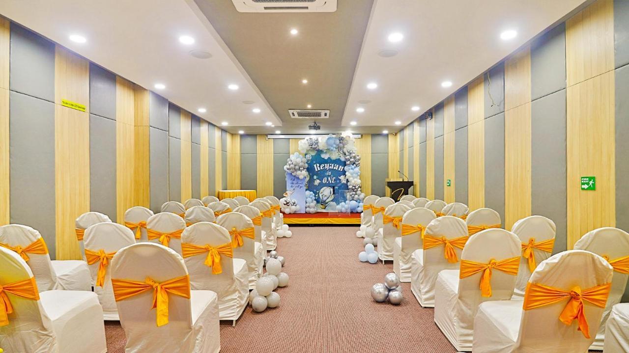Fabhotel Westside Hi-tech 3*