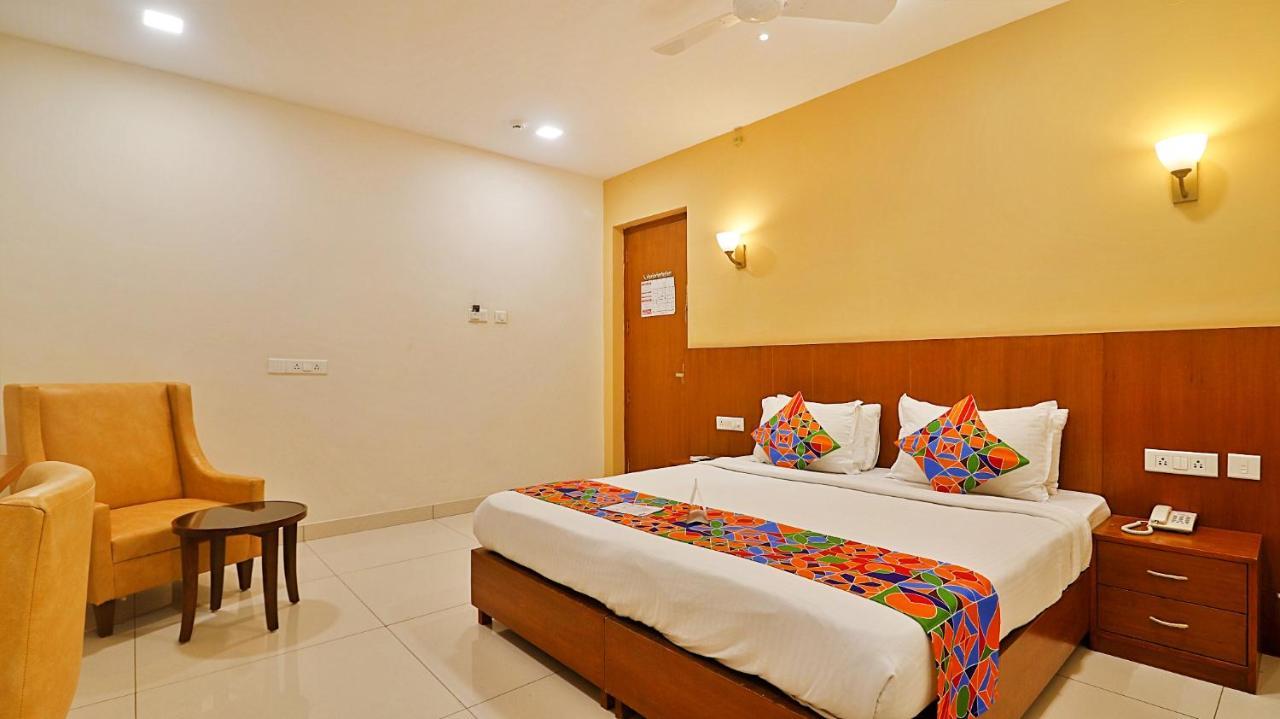 Fabhotel Westside Hi-tech Hotel